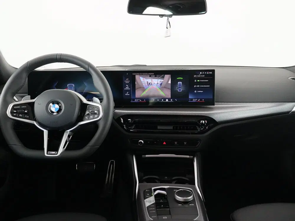BMW 3-serie 320i Sedan M Sport Pro (bj 2026 uit 2026, foto 13