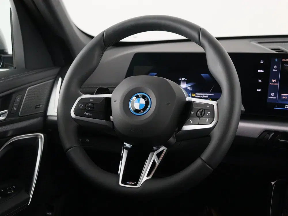 BMW iX1 eDrive20 67 kWh M Sport Edition Accu SoH 1 uit 2026, foto 2