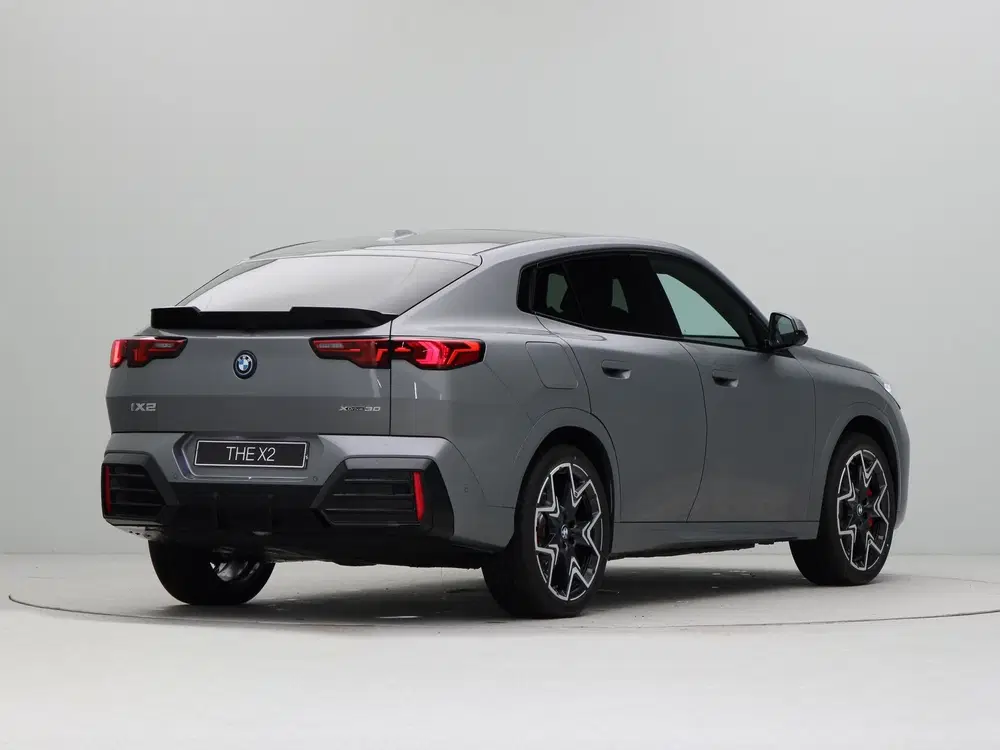 BMW iX2 xDrive30 67 kWh (bj 2026 uit 2026, foto 8