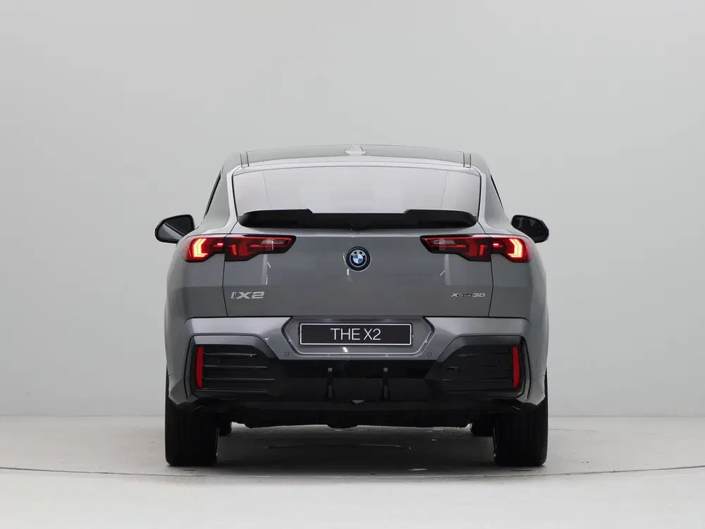 BMW iX2 xDrive30 67 kWh (bj 2026 uit 2026, foto 9