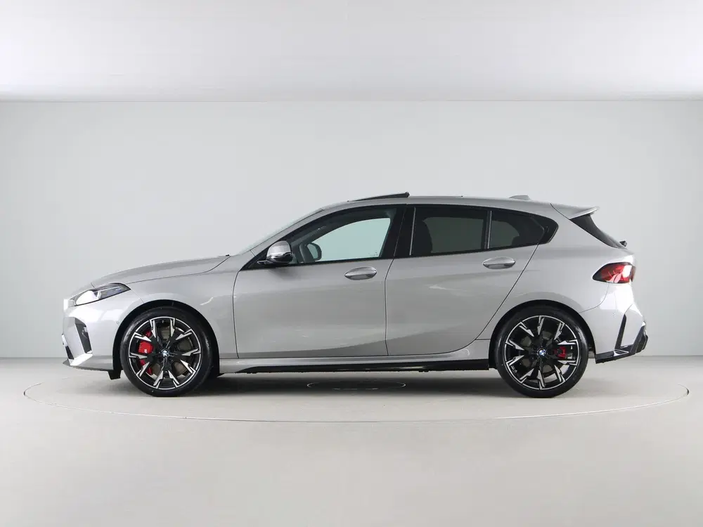 BMW 1-serie 120 M Sport Pro Space Silber Metallic (bj uit 2026, foto 12