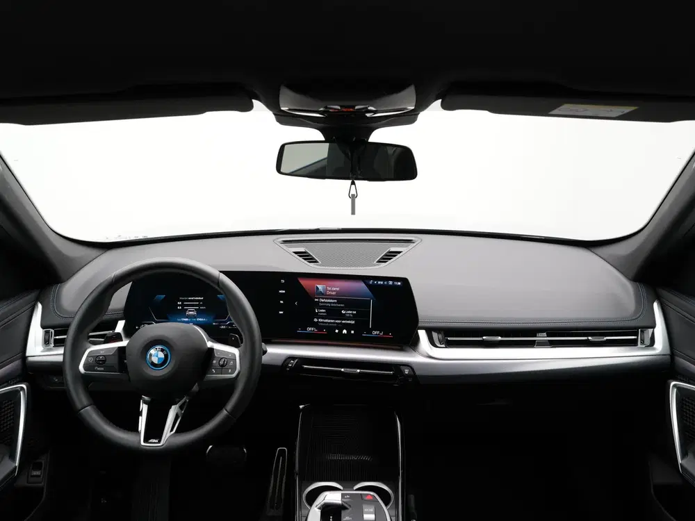 BMW X1 xDrive25e SoH 100% (bj 2025 uit 2025, foto 13