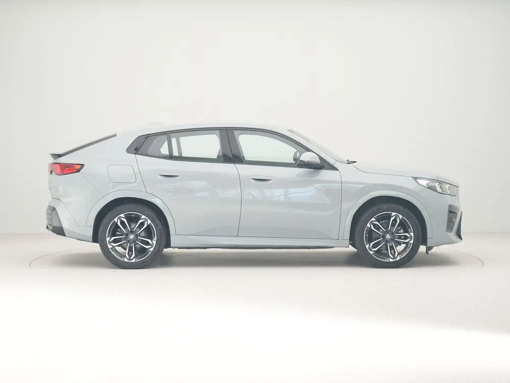 BMW iX2 eDrive20 M Sport Edition Accu conditie 100 uit 2025, foto 7