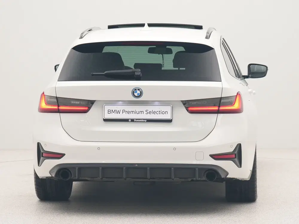 BMW 3-serie 320e Touring Business Edition Plus uit 2022, foto 9