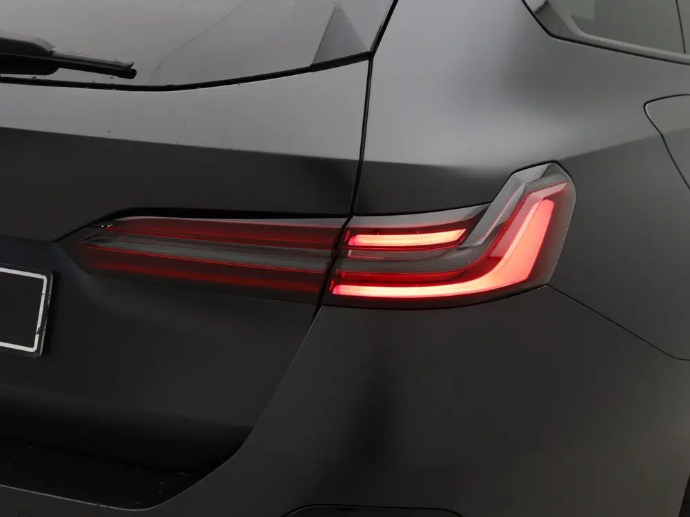 BMW i5 Touring eDrive40 84 kWh M Sport Pro uit 2026, foto 10