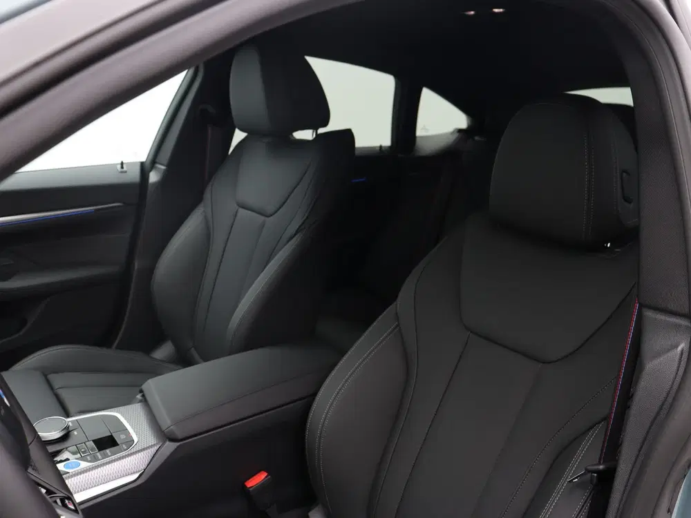 BMW i4 eDrive35 M Sport Pro Edition 70 kWh (bj 20 uit 2026, foto 4