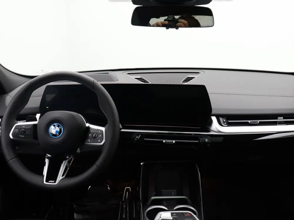 BMW iX2 eDrive20 67 kWh M Sport Edition (bj 2026 uit 2026, foto 12