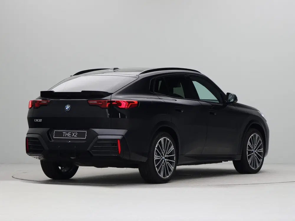 BMW iX2 eDrive20 67 kWh M Sport Edition (bj 2026 uit 2026, foto 8