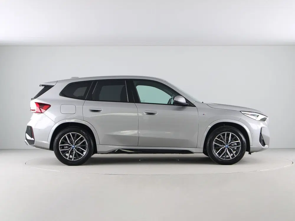 BMW iX1 xDrive30 67 kWh M-Sport (bj 2025 uit 2025, foto 8