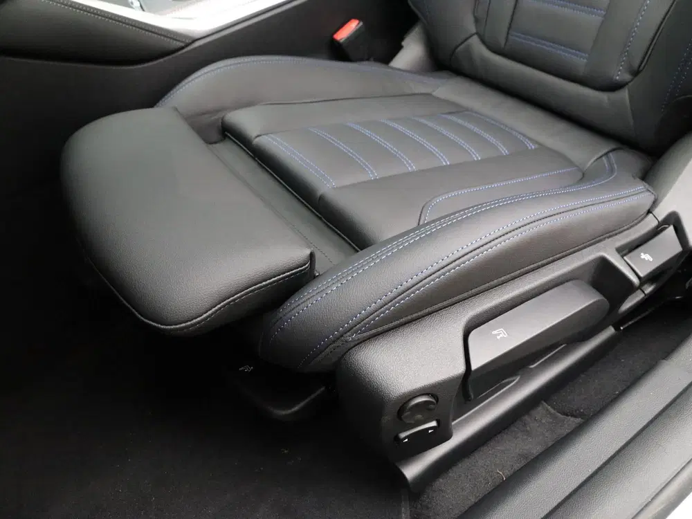 BMW i4 eDrive35 M Sport Edition 70 kWh (bj 2026 uit 2026, foto 15