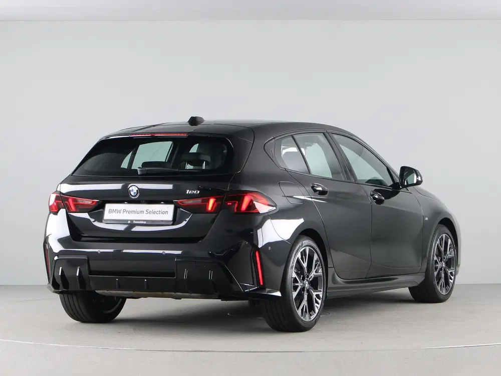 BMW 1-serie 120 M-Sport (bj 2025 uit 2025, foto 9