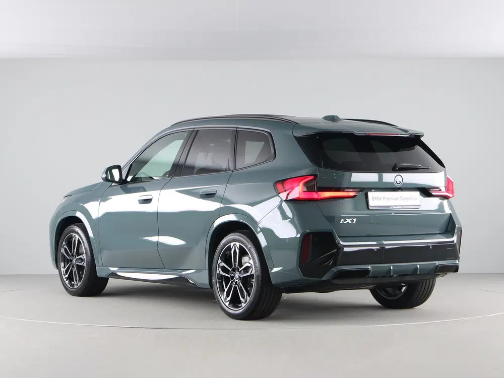 BMW iX1 eDrive20 67 kWh M Sport Edition (bj 2026 uit 2026, foto 11
