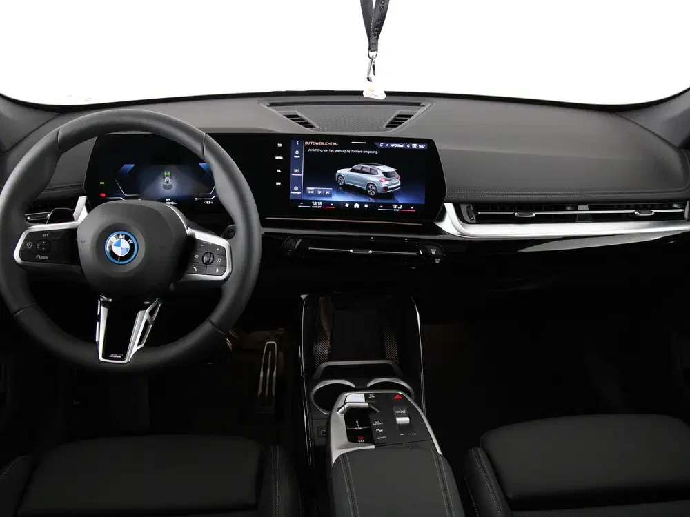 BMW iX1 eDrive20 67 kWh M Sport Edition (bj 2026 uit 2026, foto 13