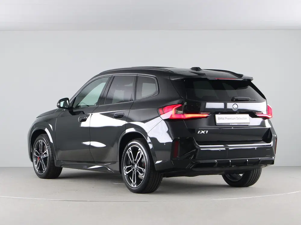 BMW iX1 eDrive20 67 kWh M Sport Edition (bj 2026 uit 2026, foto 11