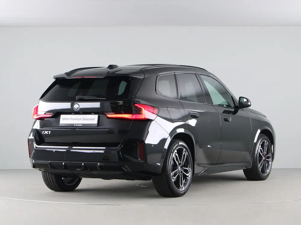 BMW iX1 eDrive20 67 kWh M Sport Edition (bj 2026 uit 2026, foto 9