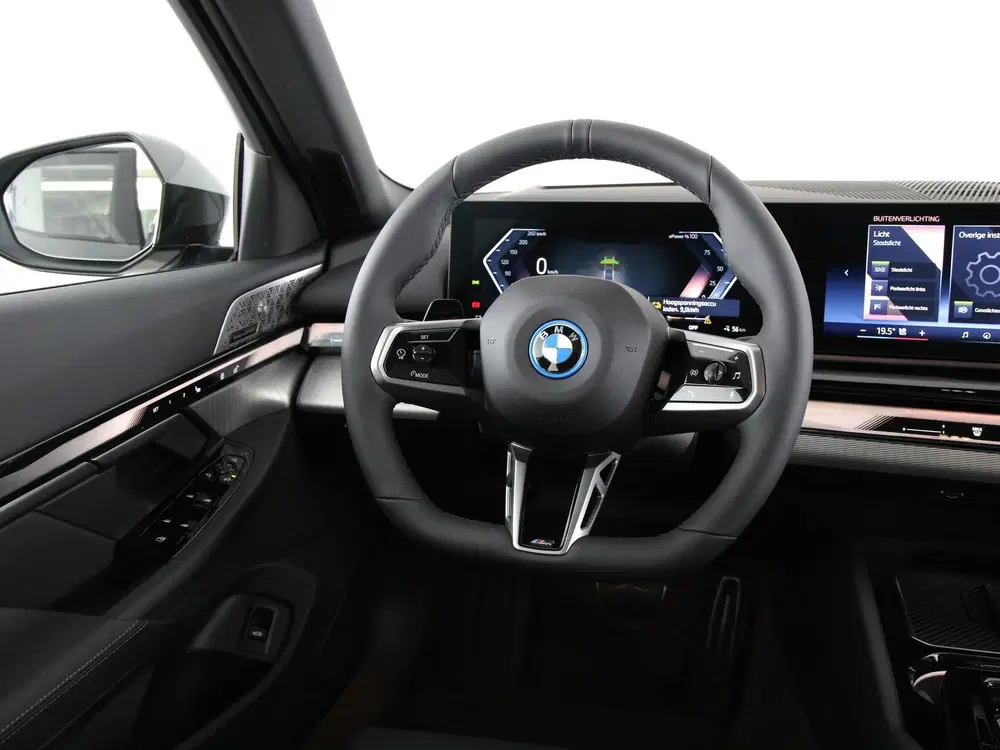 BMW i5 eDrive40 84 kWh (bj 2026 uit 2026, foto 2