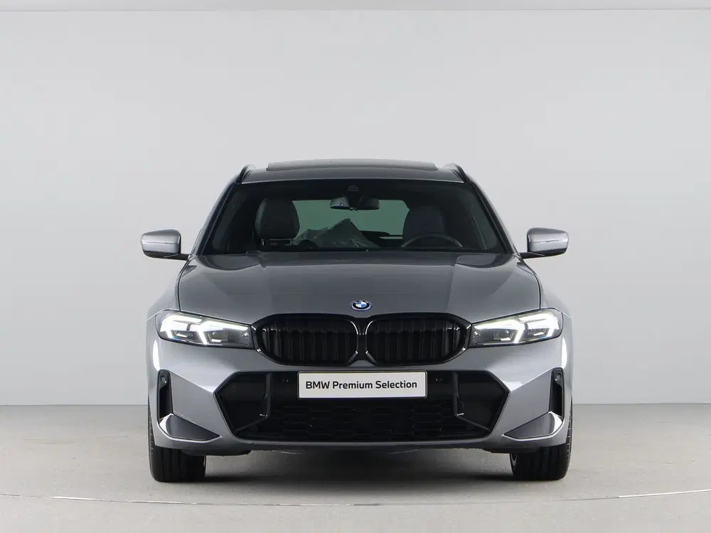 BMW 3-serie 330e Touring xDrive M-Sport Pro (bj 2025) uit 2025, foto 6