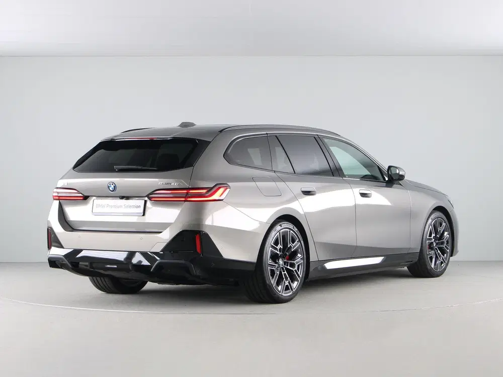 BMW i5 Touring eDrive40 84 kWh M-sport Pro (bj 20 uit 2026, foto 9