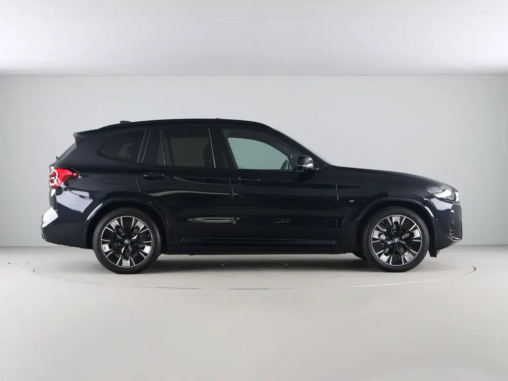 BMW iX3 High Executive 80 kWh M-Sport Accu conditi uit 2024, foto 8