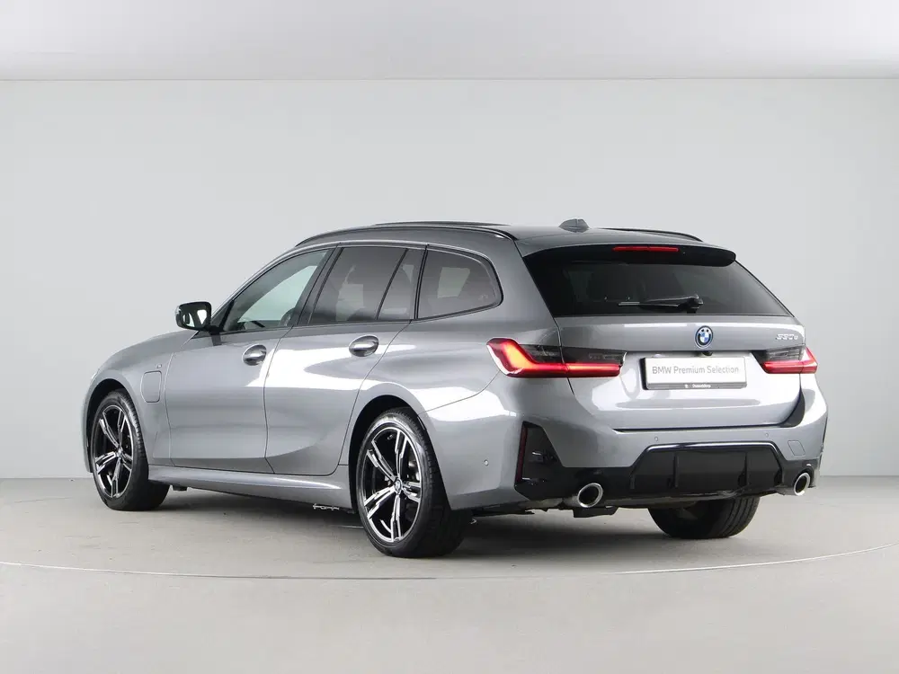BMW 3-serie 330e Touring M-Sport (bj 2025 uit 2025, foto 11