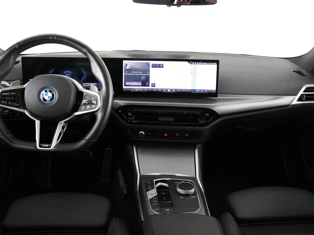 BMW 3-serie 330e M-Sport (bj 2025 uit 2025, foto 13