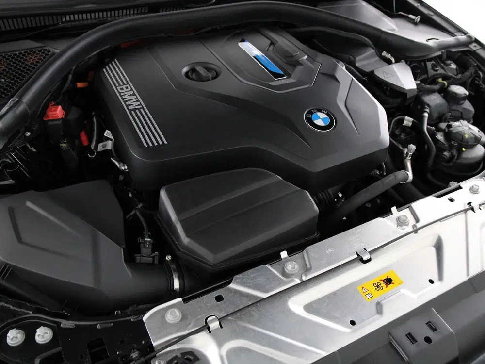 BMW 3-serie 330e M-Sport (bj 2025 uit 2025, foto 4