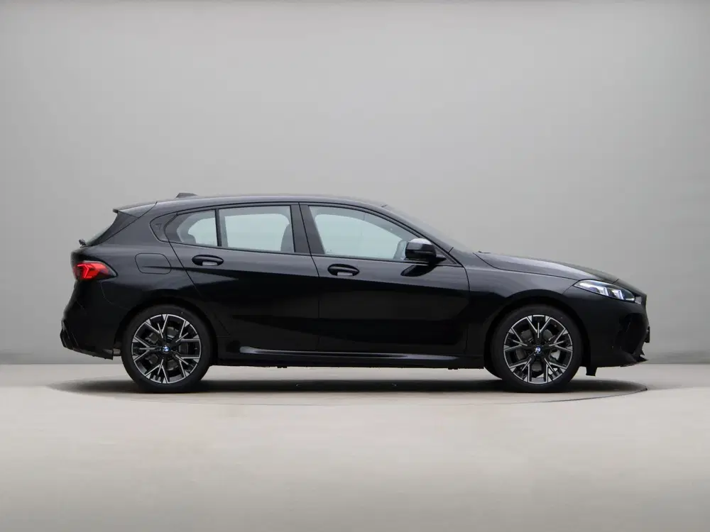 BMW 1-serie 120 M Sport (bj 2026 uit 2026, foto 8