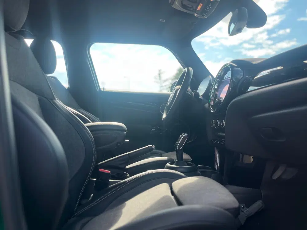 Mini Cooper 1.5 Cooper Business Edition *NW APK* AUTOM uit 2022, foto 8