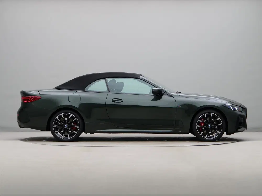 BMW 4-serie Cabrio 420i MALACHITE GREEN II METALLIC uit 2026, foto 11