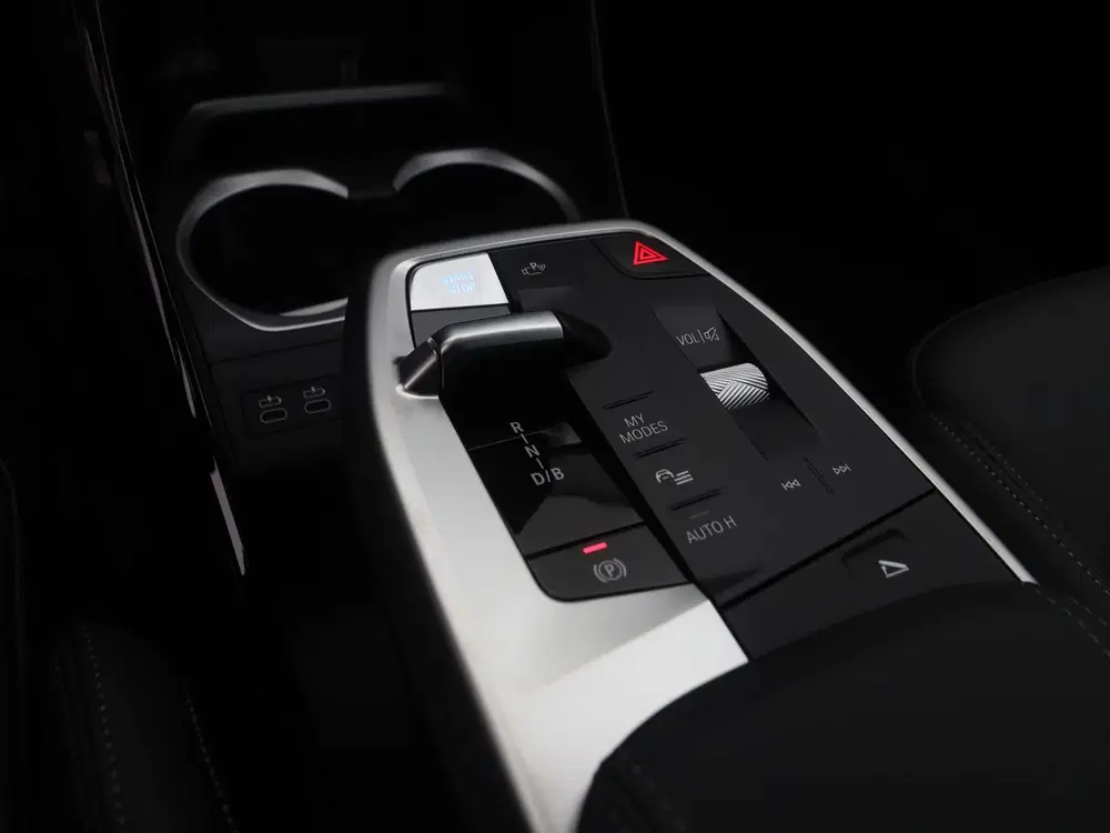 BMW iX1 eDrive20 67 kWh M Sport Edition (bj 2026 uit 2026, foto 15