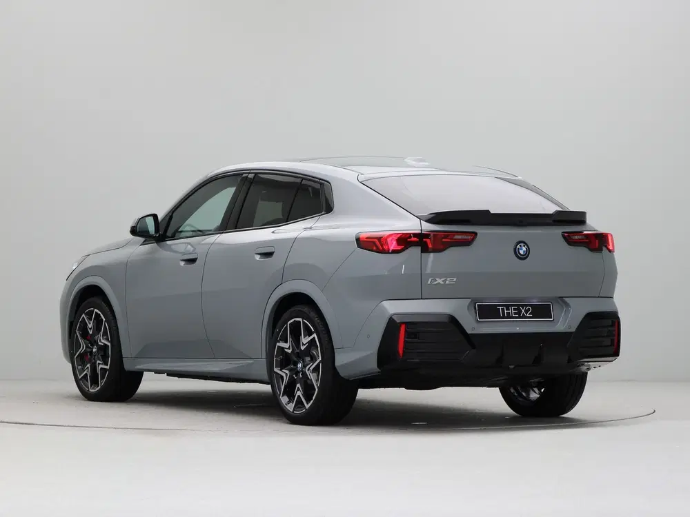 BMW iX2 eDrive20 67 kWh M Sport Edition (bj 2026 uit 2026, foto 10