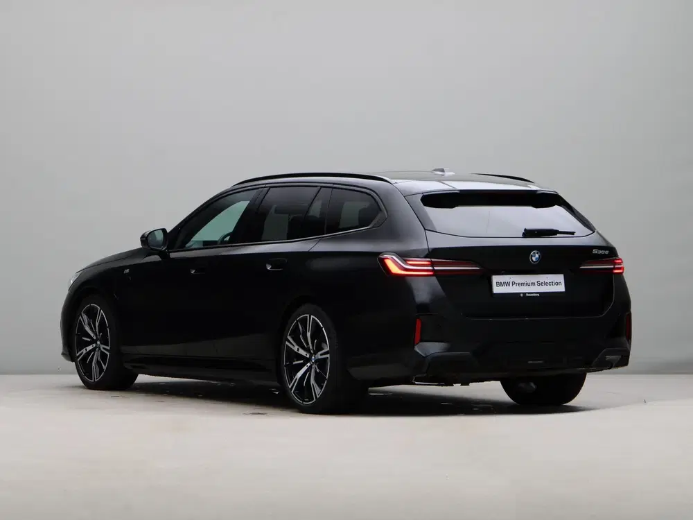 BMW 5-serie 530e Touring (bj 2025 uit 2025, foto 10