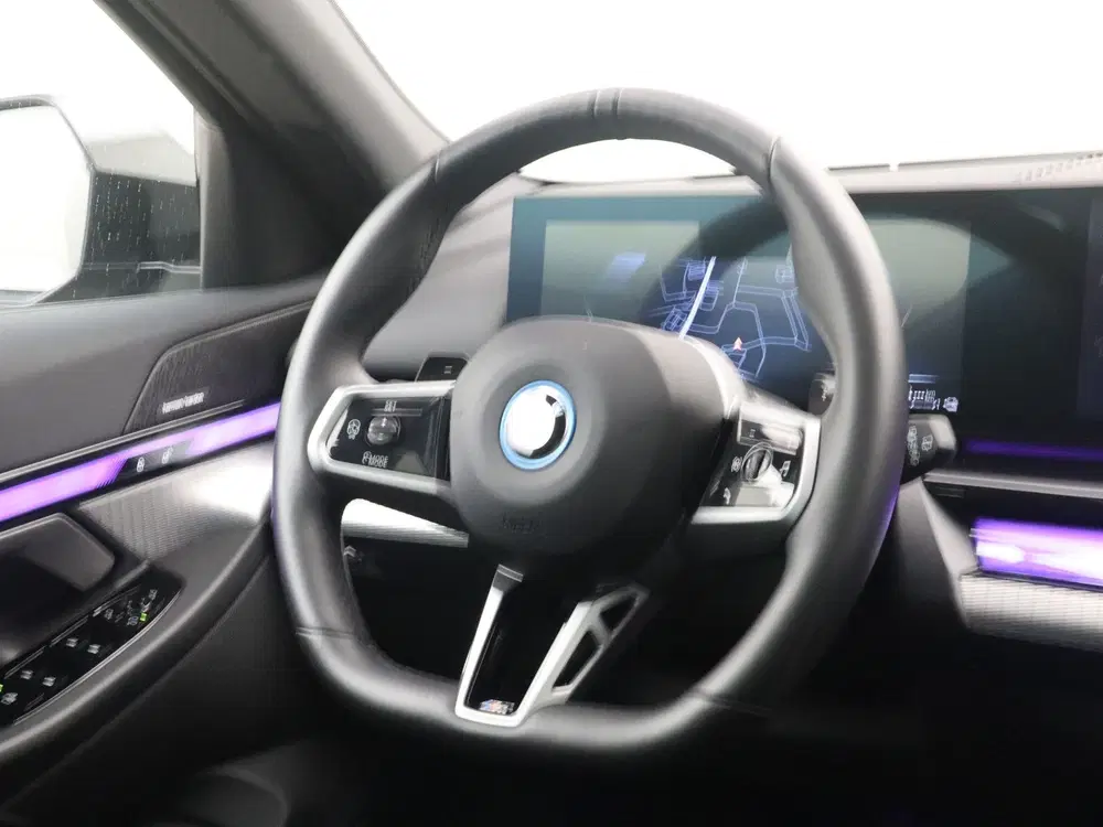 BMW 5-serie 530e Touring (bj 2025 uit 2025, foto 2