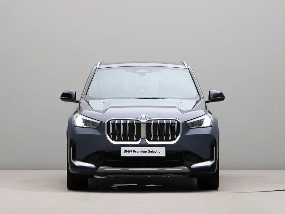BMW iX1 xDrive30 Launch Edition 67 kWh (bj 2023 uit 2023, foto 2