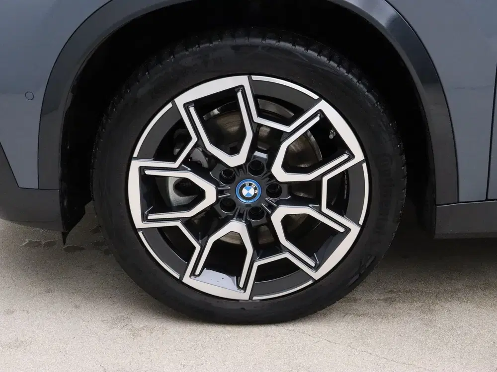 BMW iX1 xDrive30 Launch Edition 67 kWh (bj 2023 uit 2023, foto 9