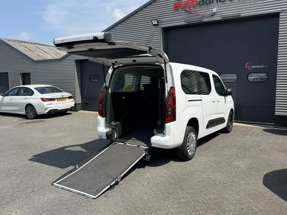 Opel Combo Life 1.5 CDTI L2H1 Edition Rolstoel Vervoe uit 0, foto 2