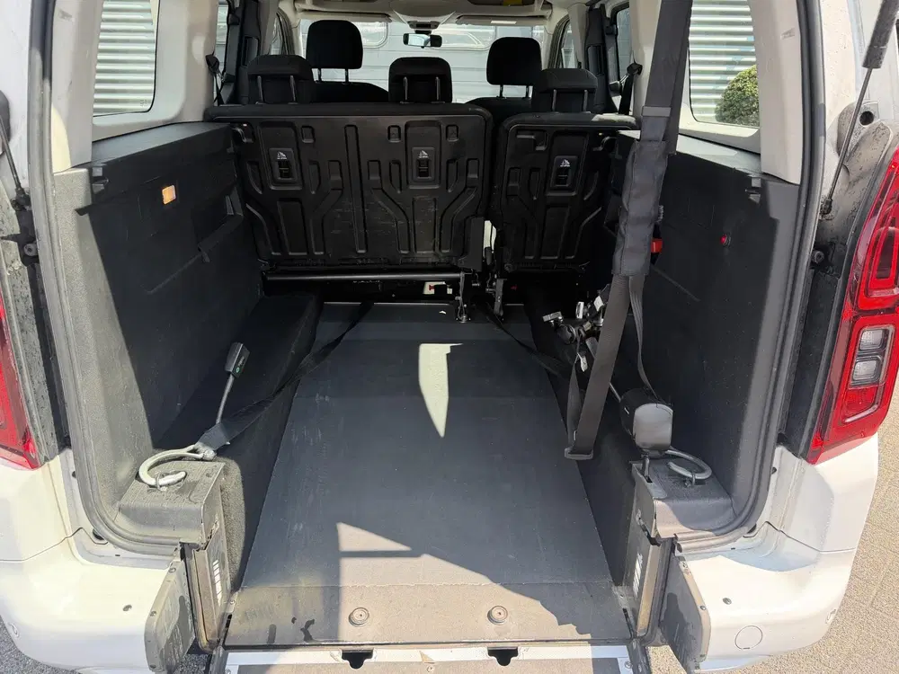 Opel Combo Life 1.5 CDTI L2H1 Edition Rolstoel Vervoe uit 0, foto 7