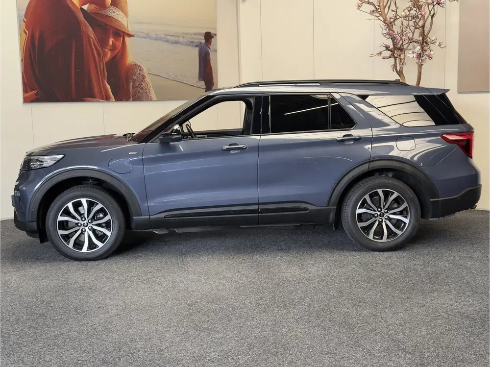 Ford Explorer 3.0 V6 ECOBOOST PHEV ST-LINE 7 PERSOONS NA uit 2021, foto 5