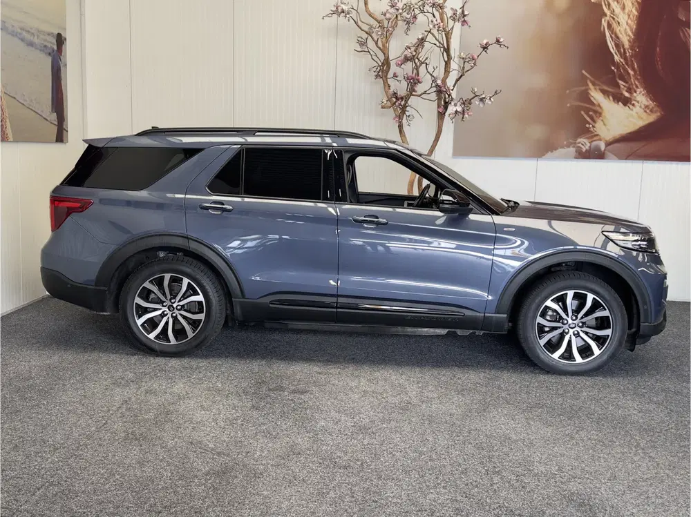 Ford Explorer 3.0 V6 ECOBOOST PHEV ST-LINE 7 PERSOONS NA uit 2021, foto 9