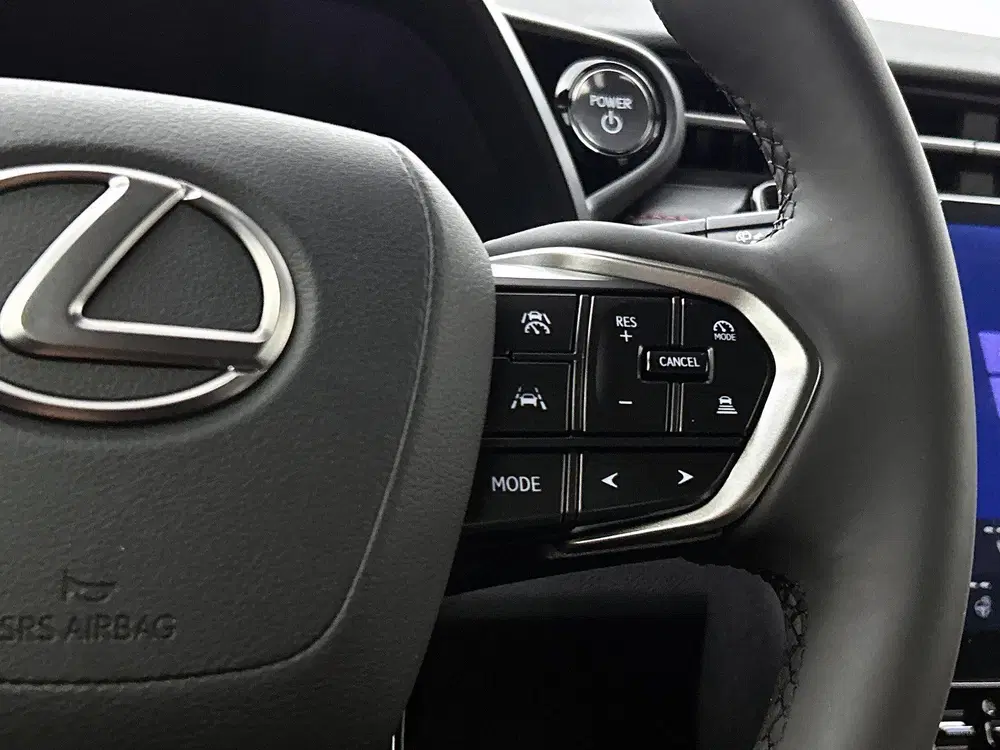 Lexus LBX Emotion 2WD uit 2025, foto 15
