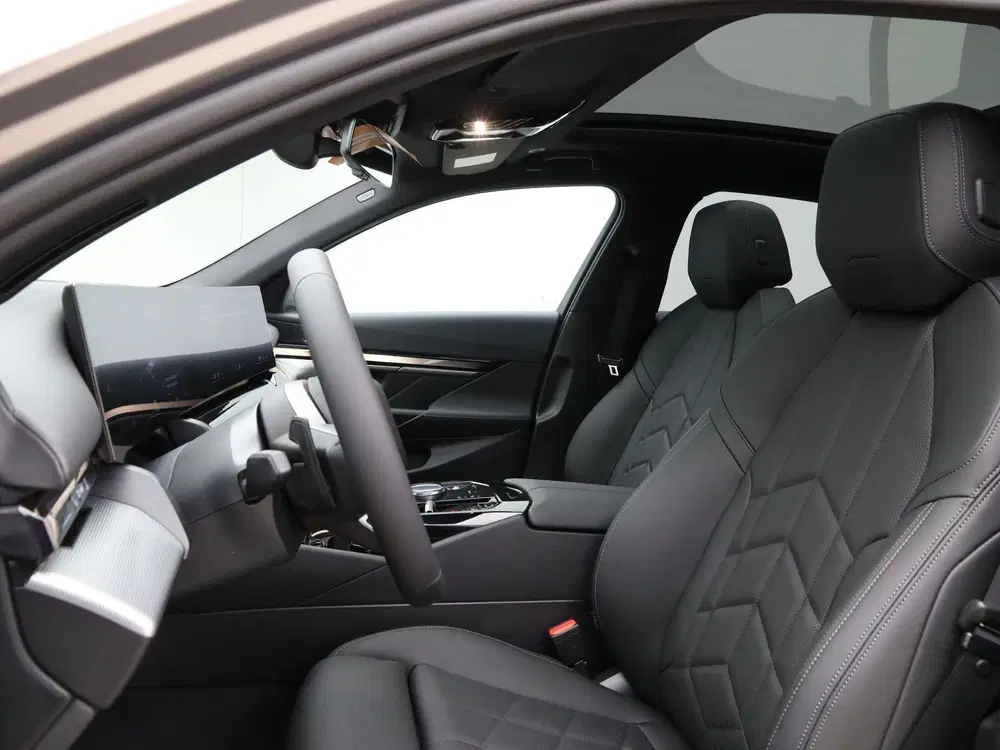 BMW i5 eDrive40 M Sport Edition 84 kWh (bj 2026 uit 2026, foto 5