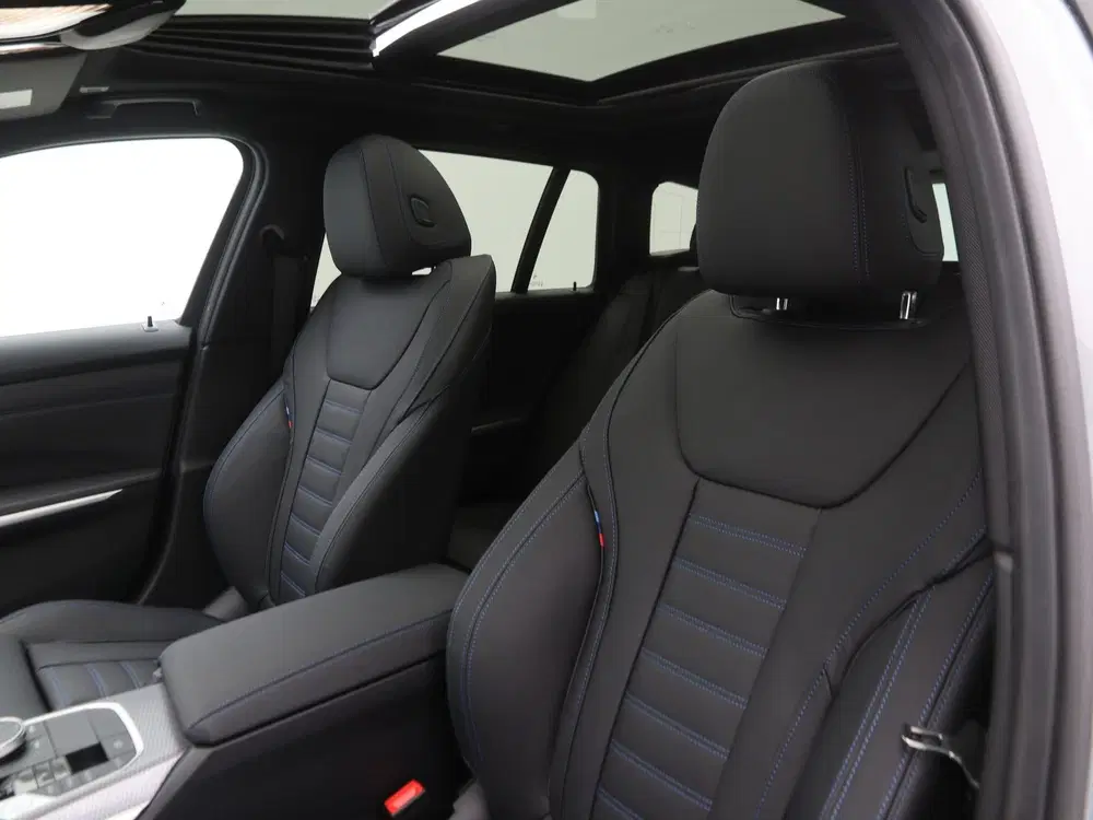 BMW 3-serie 330e Touring Accu conditie 100% (bj 2026) uit 2026, foto 6