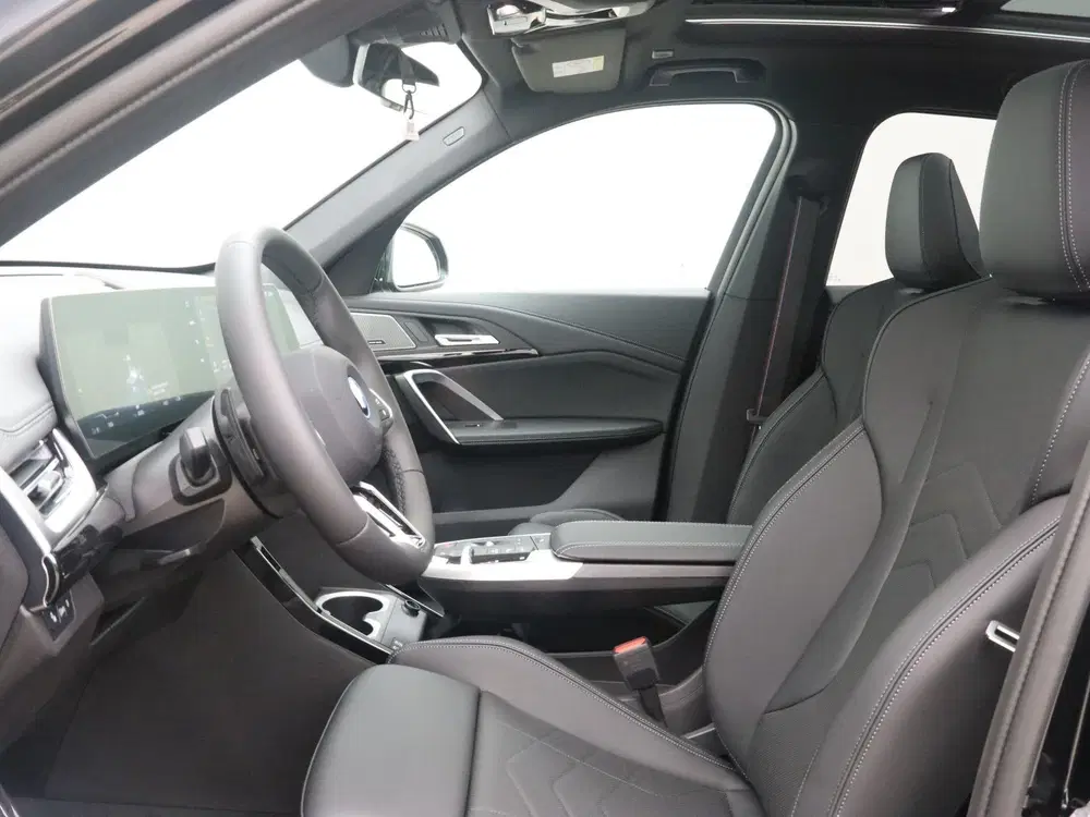 BMW iX1 eDrive20 67 kWh (bj 2026 uit 2026, foto 12