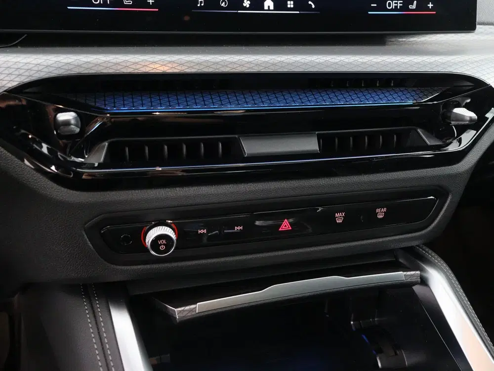 BMW i4 eDrive35 M Sport Pro uit 2026, foto 14