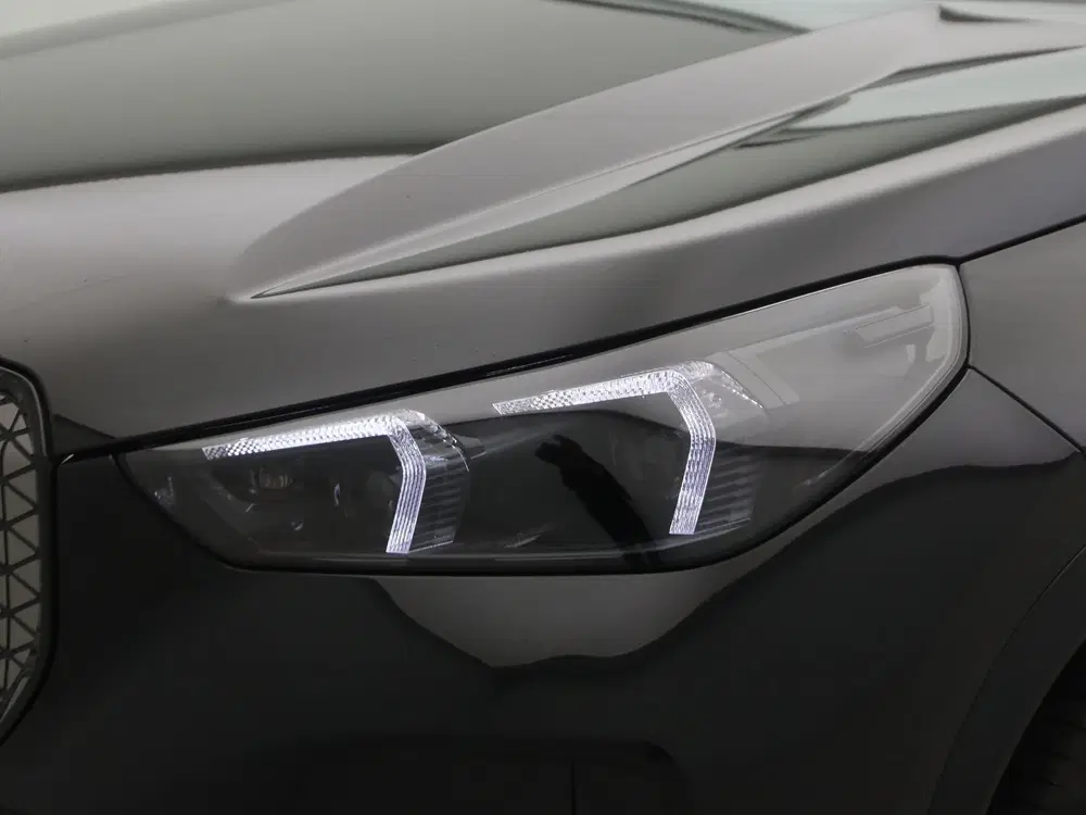 BMW iX1 eDrive20 67 kWh M Sport Edition (bj 2026 uit 2026, foto 13