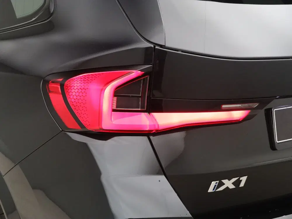 BMW iX1 eDrive20 M-Sport Pro 67 kWh (bj 2026 uit 2026, foto 11