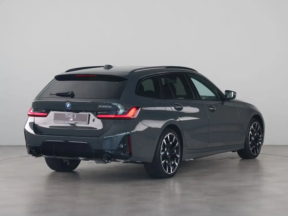 BMW 3-serie 330e Touring M-Sport Pro uit 2026, foto 5