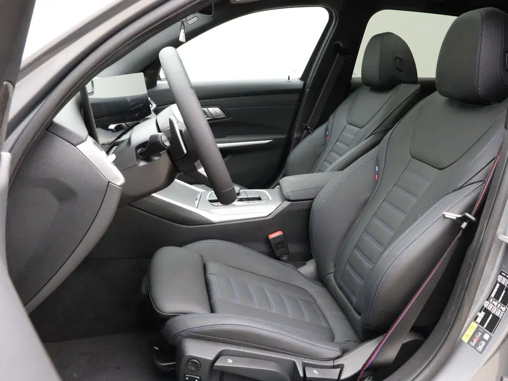BMW 3-serie 330e Touring M Sport Pro uit 2026, foto 5