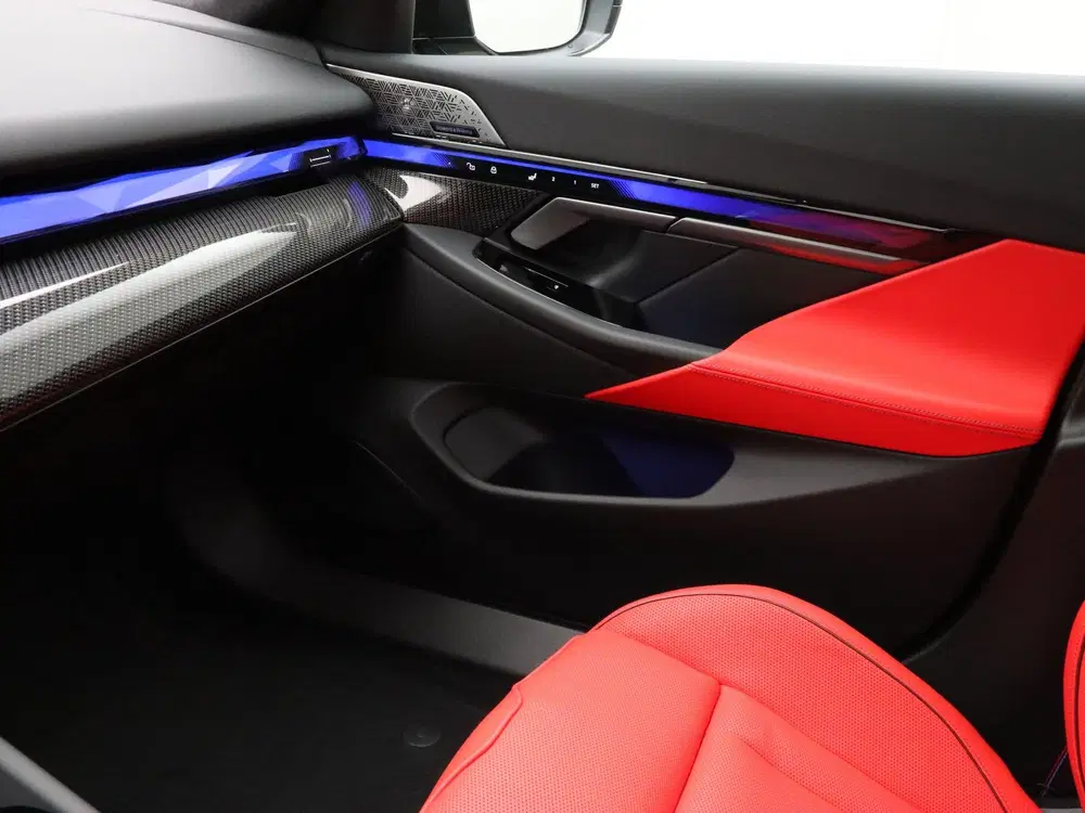 BMW M5 Touring Comfort Pakket uit 2026, foto 15