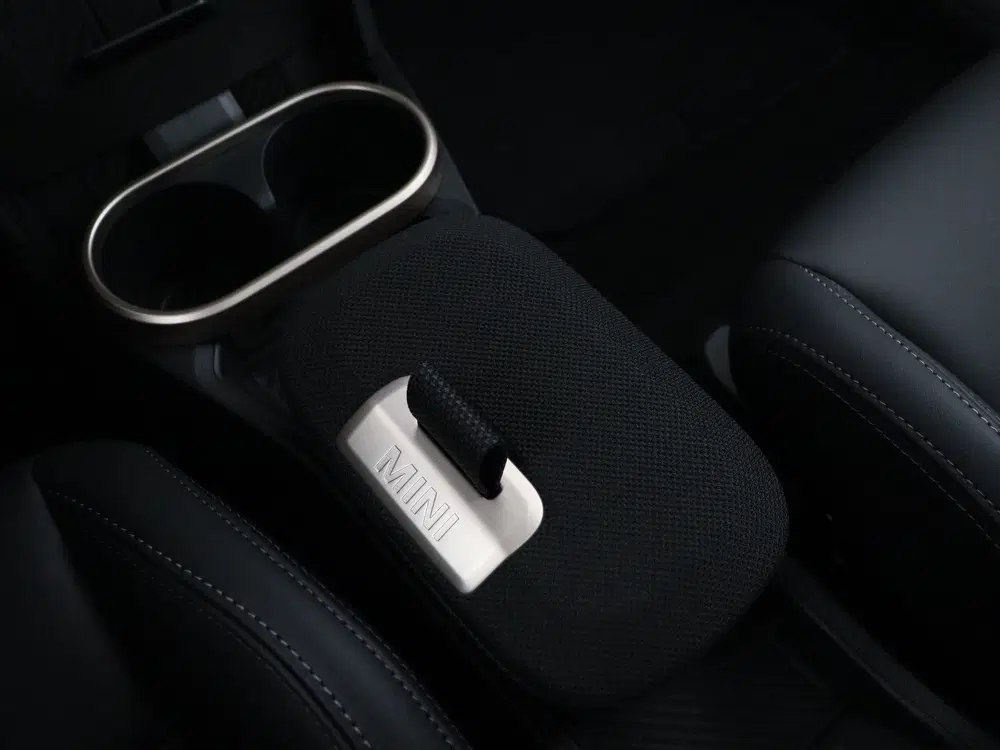 Mini John Cooper Works Cooper C John Cooper Works Pakket M PRIVAT uit 2026, foto 9